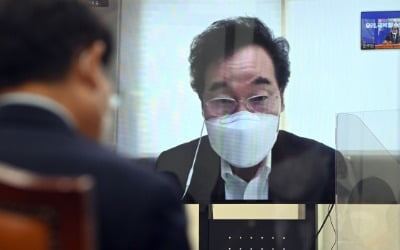 尹 국정조사 주워담은 이낙연…"법무부 감찰·檢수사 지켜보자"