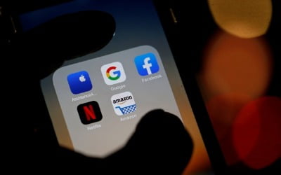 국내 앱 스타트업, '인앱결제' 강제한 구글 공정위에 신고