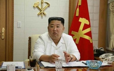 [속보] 국정원 "김정은 軍 직책 대원수로 격상될 듯"