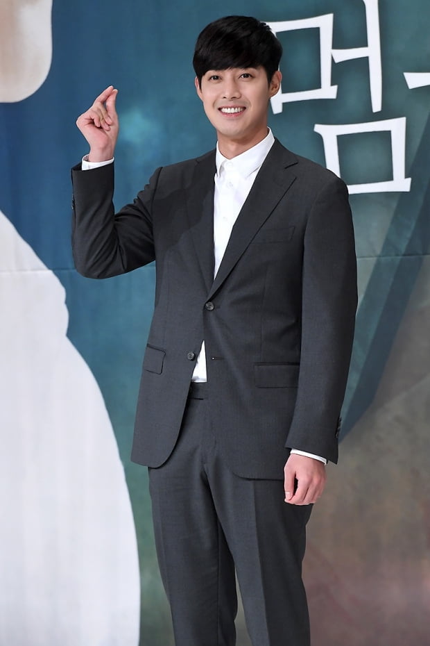 배우 김현중이 '시간이 멈추는 그때'를 통해 4년 만에 안방극장에 복귀했다.   /사진=변성현 기자 