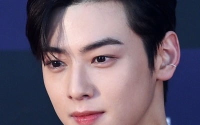 차은우 'SBS 연예대상' MC 확정, 창사 30주년 무대 빛낸다