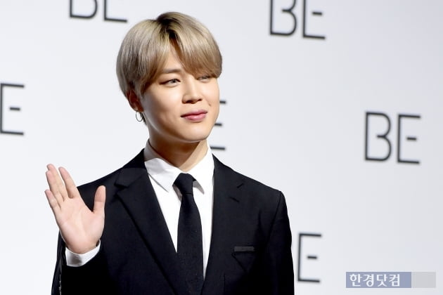 [포토] 방탄소년단 지민, '미소만 지어도 멋진 남자'