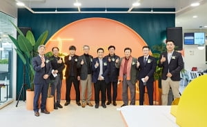 먼슬리키친, 인빌딩 공유주방 ‘먼키 강남점’ 오픈식 개최