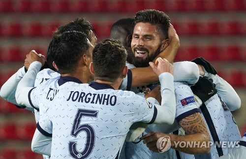 ‘지루 극장골’ 첼시, 렌 2-1로 꺾고 ‘UCL 16강’ 조기 확정