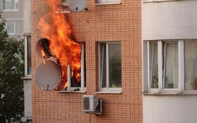 대구 아파트서 불…1명 사망·40여명 대피
