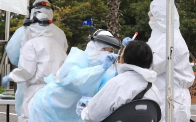 한국→중국 이동 한국인, 코로나19 확진…"첫 사례"