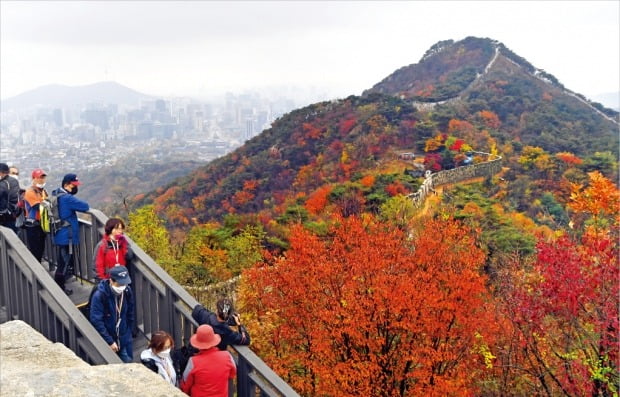[포토] 북악산 철문 52년 만에 열렸다