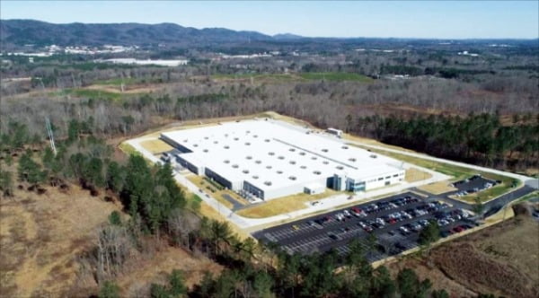 한화큐셀이 작년 9월 준공한 미국 조지아주 태양광 모듈 공장.  한화 제공
 