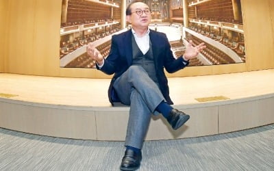 "1층은 만인의 것"…증권가 한복판 클래식 살롱 '신영체임버홀'