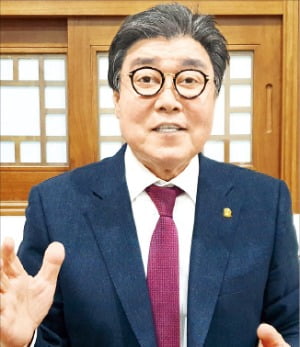 주보원 전국조합이사장협의회장 "中企 애로 풀어야 국가경쟁력 높아지죠"