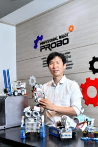 [2020 인덕대 스타트업 CEO] 학년별 눈높이에 맞춘 교육용 로봇과 코딩제품 개발하는 '프로보'