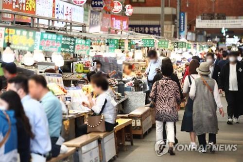 지난달 소상공인 체감경기 반등했지만…"여전히 어둡다"