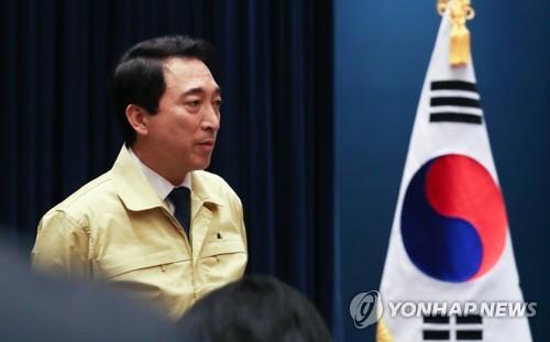 박수현 "엄중 아닌 단호낙연…혼자 책임 떠안고 독배 들어"