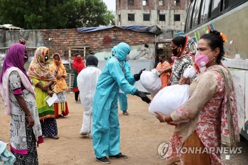 무슬림 트랜스젠더 위한 방글라데시 첫 종교학교 문 열어