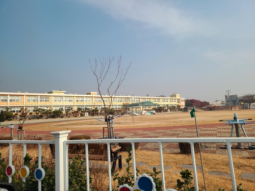 학교도, 경로당도 '텅텅'…코로나19 차단 비상 걸린 충북 음성