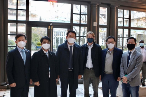 미 하원의원 "바이든 정부는 달라…공평한 파트너로 韓 대할 것"(종합)