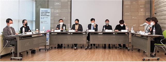 '앱 수수료 갈등' 국내 IT기업 vs 구글…언택트 장외 여론전(종합)