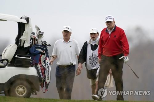 트럼프, G20 화상회의 도중 대선불복 트윗…장관 대참후 골프장(종합)