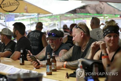 "미 대형 오토바이 축제, 이웃 주 코로나 발병사태로 이어져"