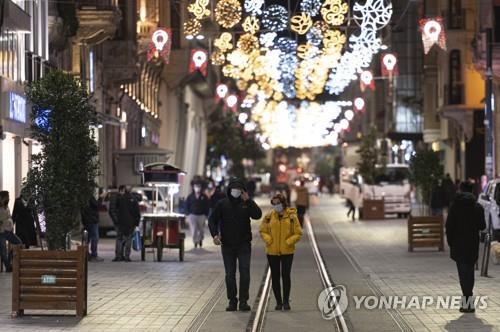 무증상 포함했더니…터키 코로나 신규 확진 4배 폭증