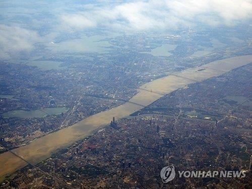 中 과학자 "코로나 우리 덕에 발견…우한 기원 아니다"