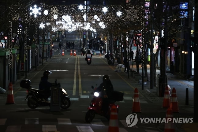 불붙는 3차 재난지원금…이재명 "1월 전국민 지급해야"