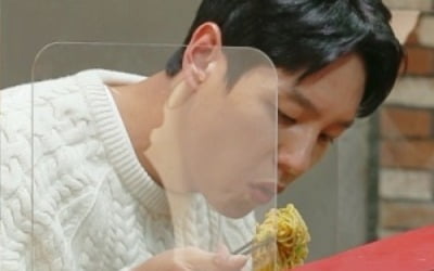 '골목식당' 곽시양, 라면→닭떡볶이 화끈한 먹방