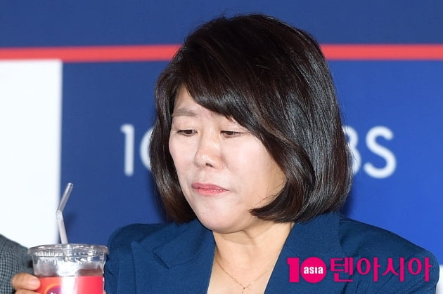 [B컷 방출] '청룡영화상' 음료, 올해도 피해자 속출…'홍초에 감전됐어요'