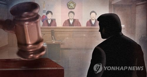동료 성폭행·사진 유포 경찰관, 항소심 구형 징역 5년