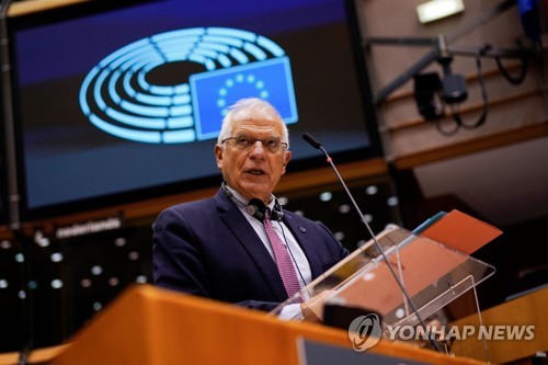 EU 외교수장 "우리를 '적'으로 여기지 않는 미국 대통령 환영"