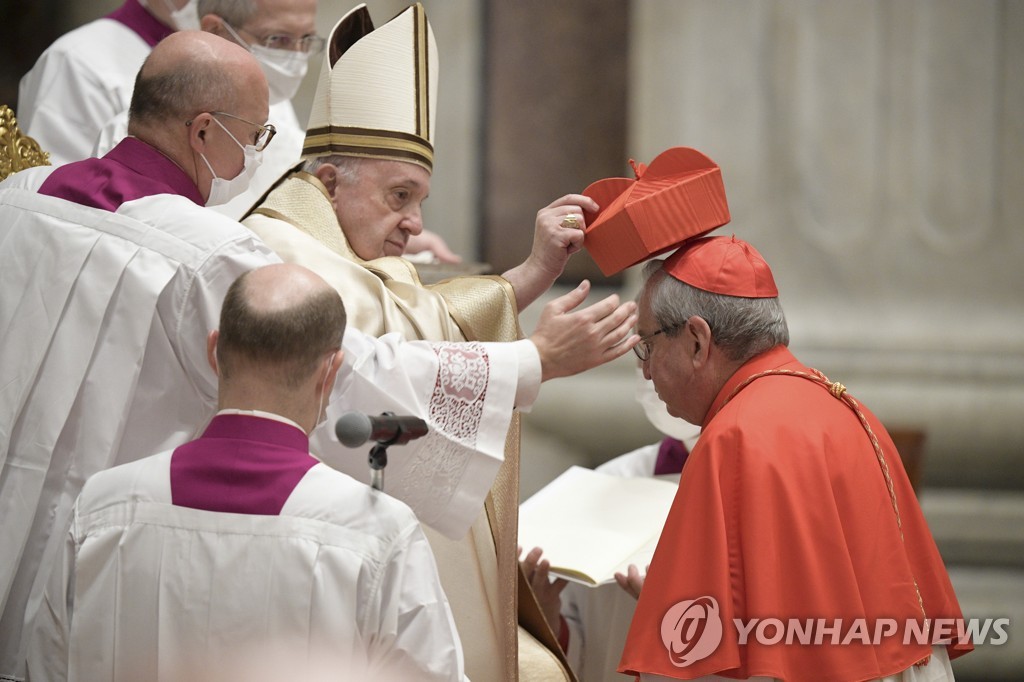 교황, 새 추기경 13명 공식 임명…"부패 경계하라" 당부