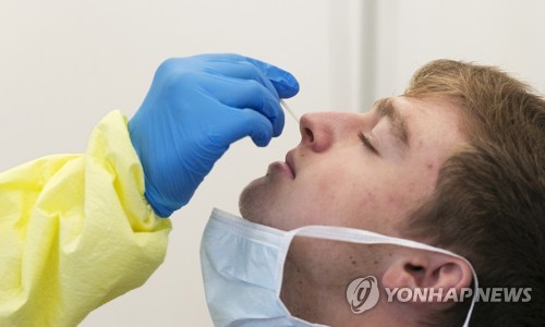 뉴욕주, 여행자 2주 의무격리 폐지…대신 코로나검사 받아야