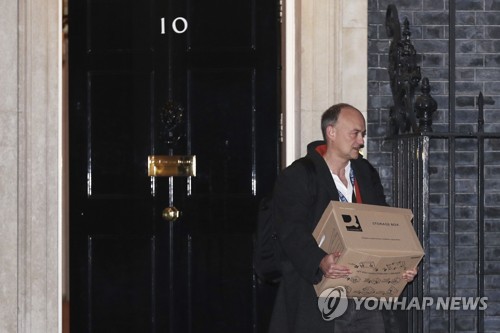 영국 정부 '실세' 커밍스 총리 수석보좌관 결국 사임(종합)