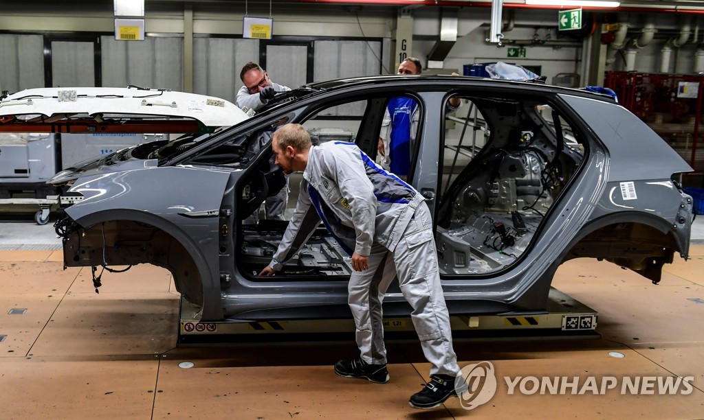 독일, 전기차 보조금 2025년까지…자동차 산업개혁에 4조 투입