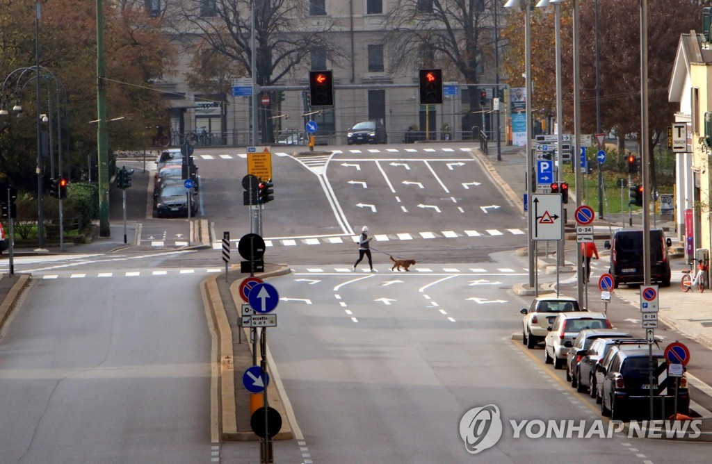 "스페인, 코로나19 대응 최악…이탈리아는 네번째"