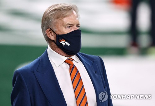 NFL 명쿼터백 출신 얼웨이 덴버 단장, 코로나19 확진