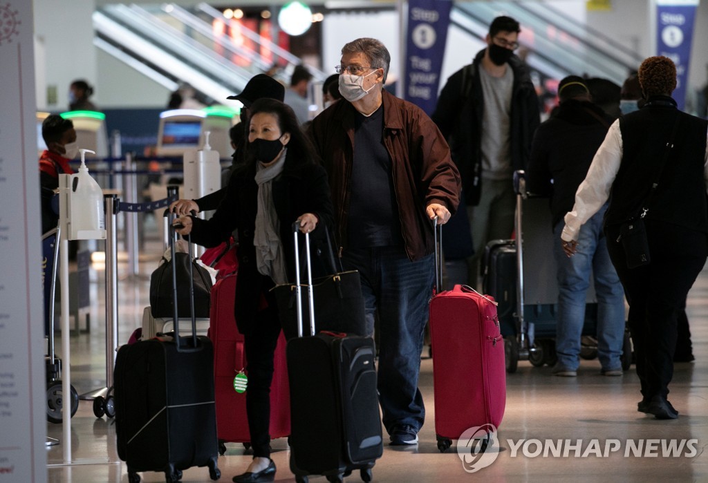 美 추수감사절 코로나 기폭제 되나…신규사망 6개월만에 최다(종합)