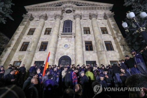 아제르·아르메니아 새 휴전합의…"아제르에 일부영토 양도"