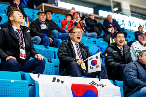 한국 아이스하키 '르네상스' 빚은 정몽원 협회장 물러난다