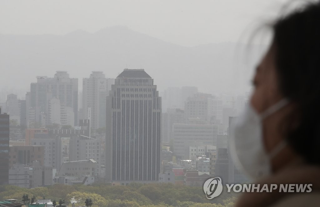 내일 기온 10∼15도 하락…황사발원으로 수도권 미세먼지 '나쁨'