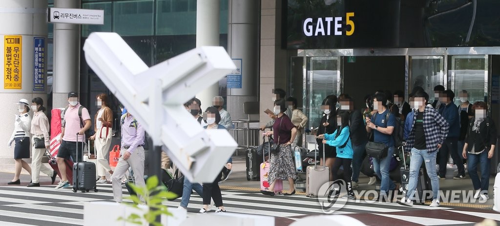 집단감염 진주 이·통장 제주 접촉자 확진에 관광업계 '초긴장'