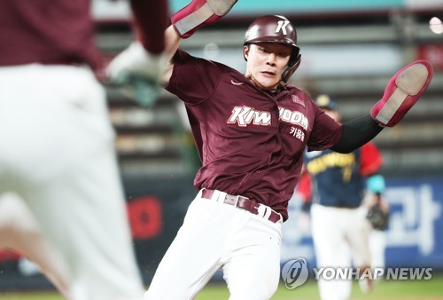 미국 언론 "김하성, 텍사스와 5년 4천만달러 계약 전망"