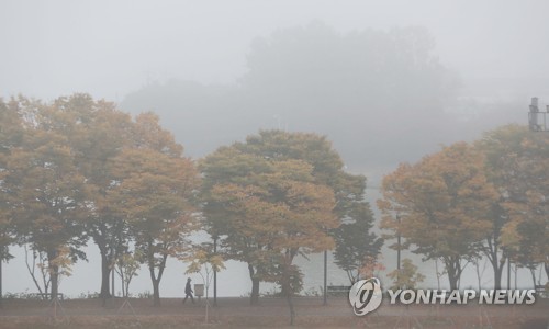 강원 출근길 짙은 안개 '교통안전 유의'…영동 산불 조심