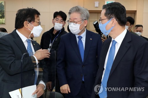 이재명, 경기지역 여야 의원과 13일 공관 만찬…"정책 세일즈"