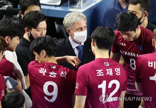 중앙 약해진 거 아니었나?…'블로킹 1위' 대한항공의 마법