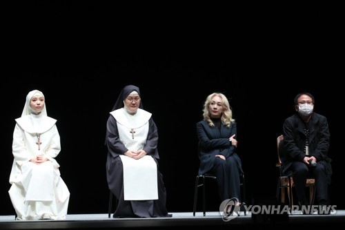박해미·이수미·이지혜 '신의 아그네스'…기적처럼 무대에 서다