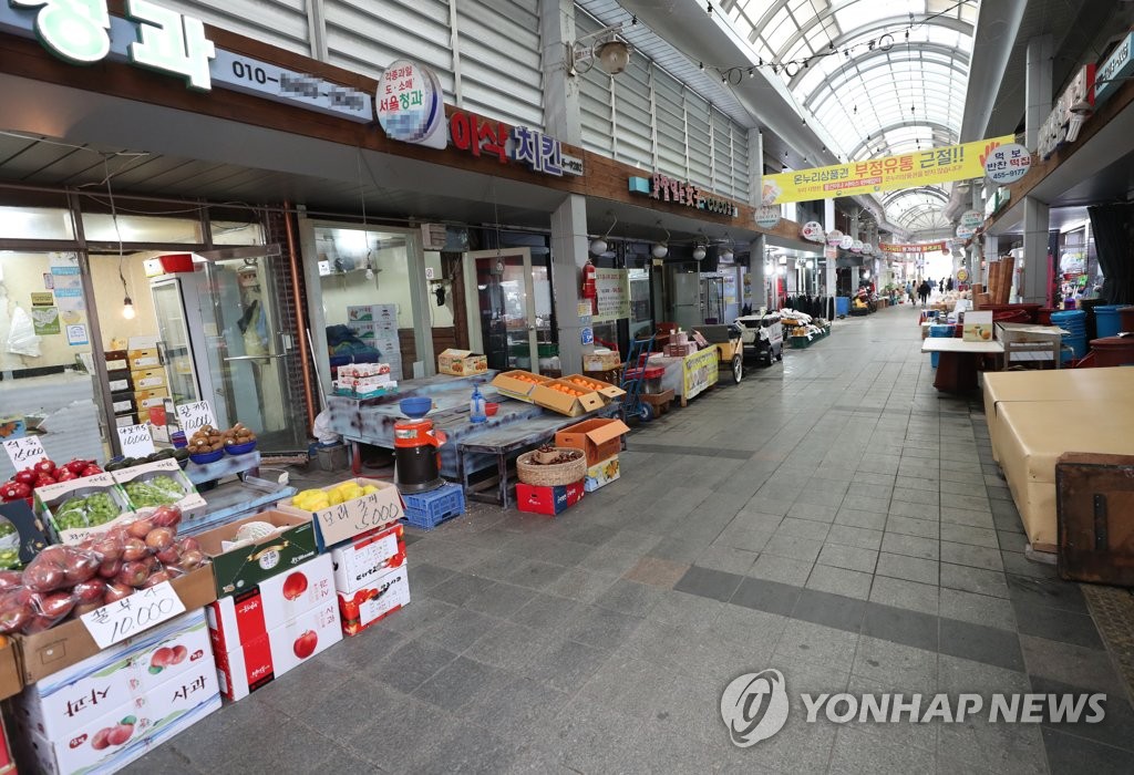 [르포] 문 닫은 병원·텅 빈 시장…"철원은 시간이 멈춘 듯 적막감만"