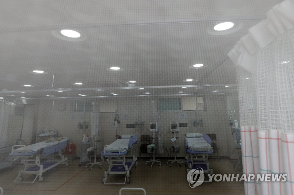 [르포] 문 닫은 병원·텅 빈 시장…"철원은 시간이 멈춘 듯 적막감만"