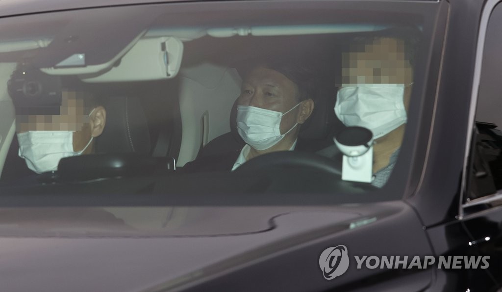 윤석열, 오늘 '갑질 사건' 수사검사들과 2차 간담회