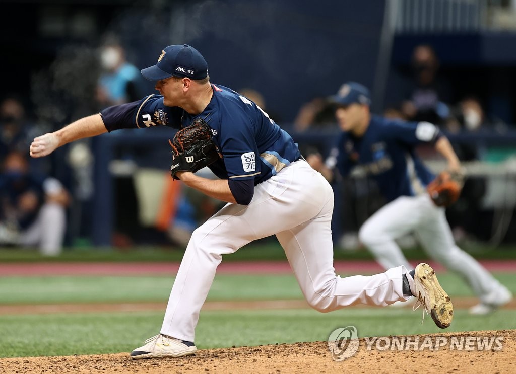 NC, 송명기 호투에 루친스키 구원 투입…KS 2승 2패 원점